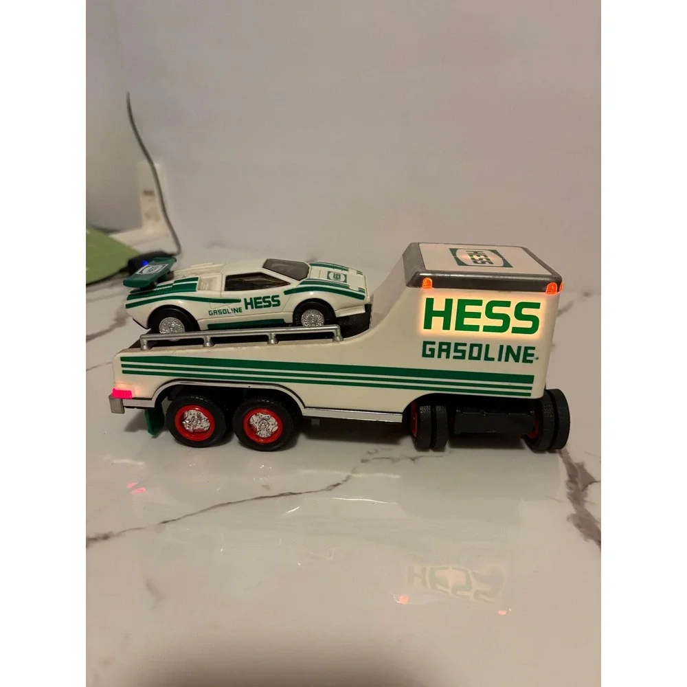 1991 Hess Toy Truck and Racer‎ Gasoline Semi Trailer with Working Lights Vintage